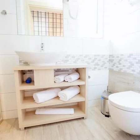 ゲストハウス Porto Marina