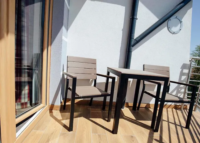 Porto Marina كرينيتا مورسكا