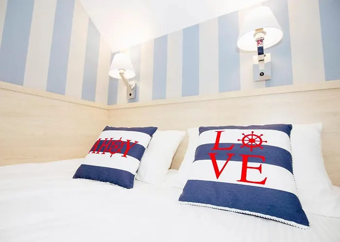 بيت ضيافة Porto Marina